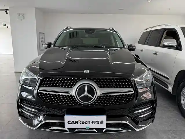 Mercedes-Benz GLE GLE 450 4MATIC, Стиль