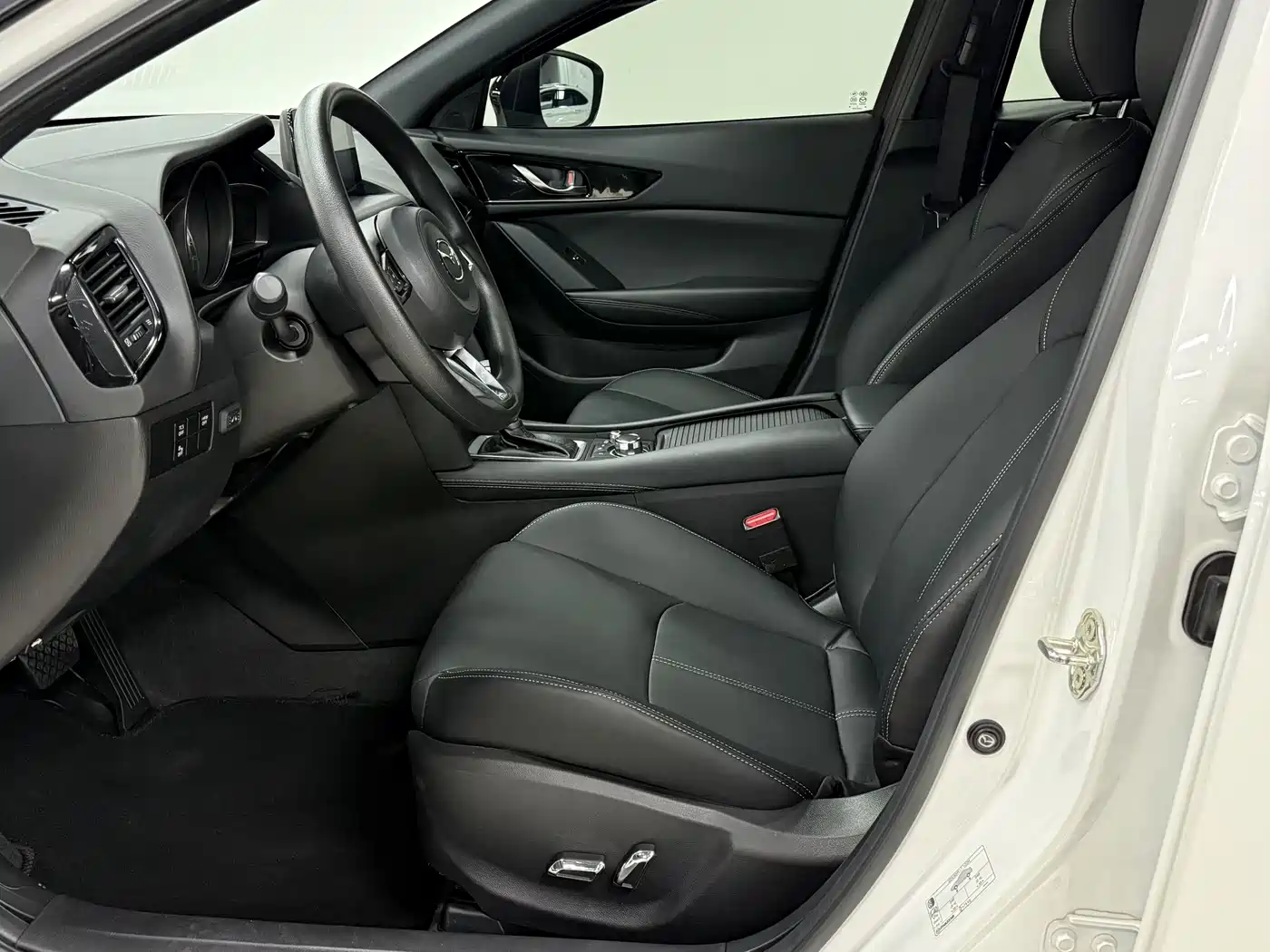 Mazda CX-4 2023 2021 2.0L Auto FWD Skyactiv Vitality Edition