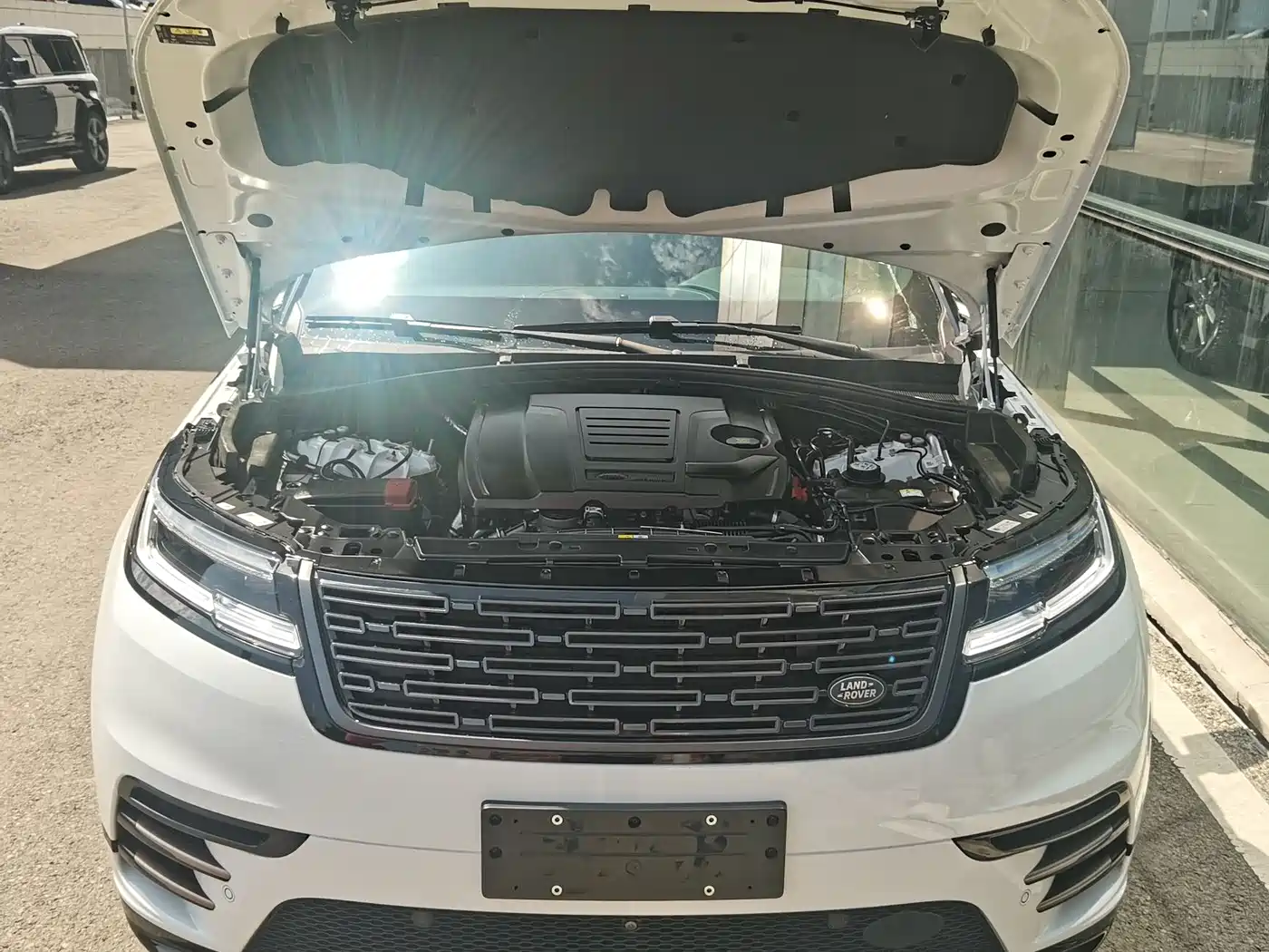 Land Rover Range Rover Velar 2025 Dynamic HSE фото 20