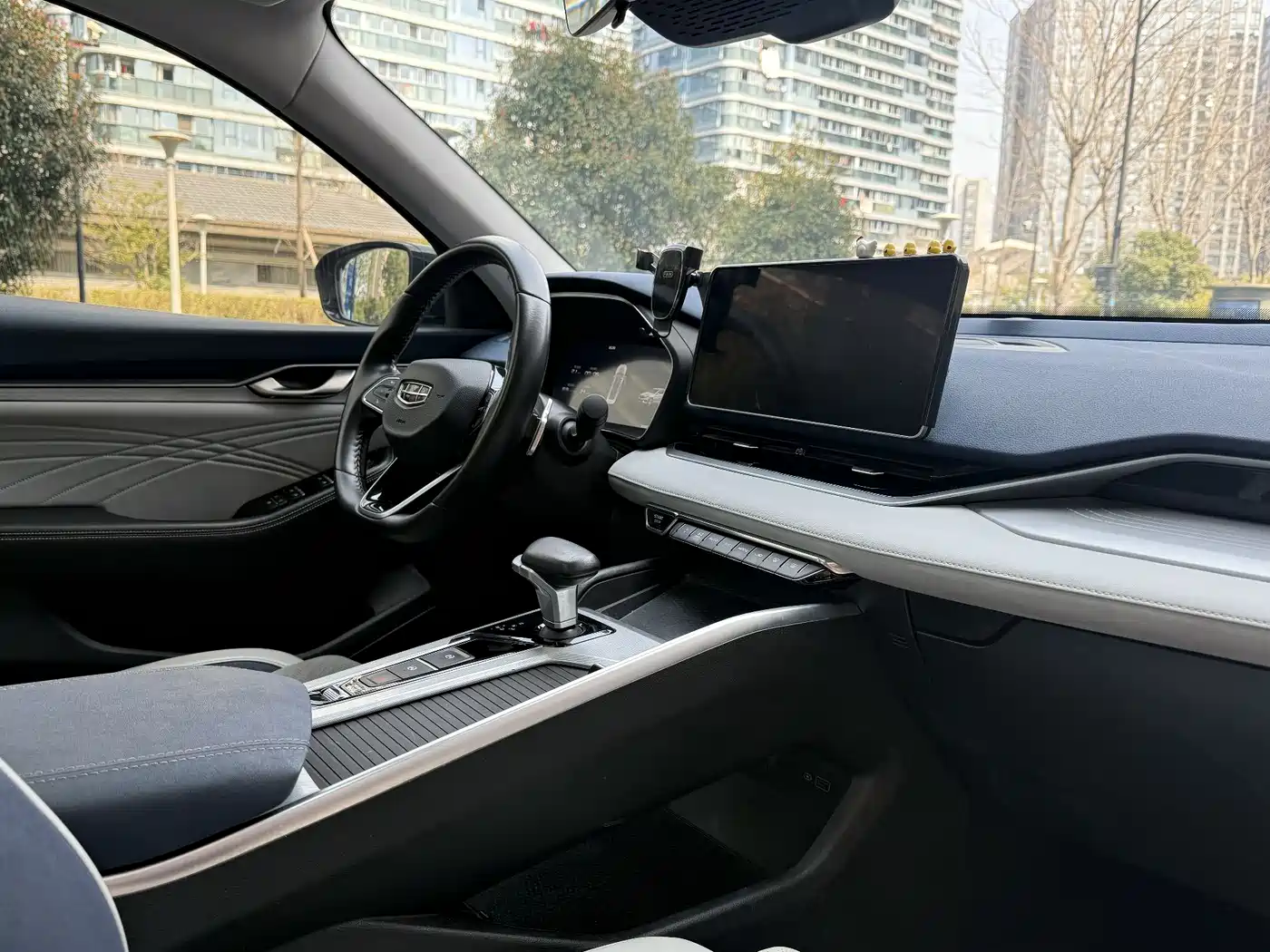 GEELY AUTOMOBILE XINGRUI