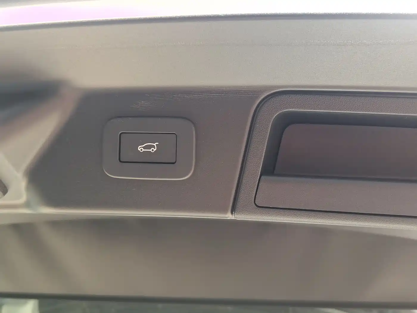 Land Rover Range Rover Velar 2025 Dynamic HSE фото 15