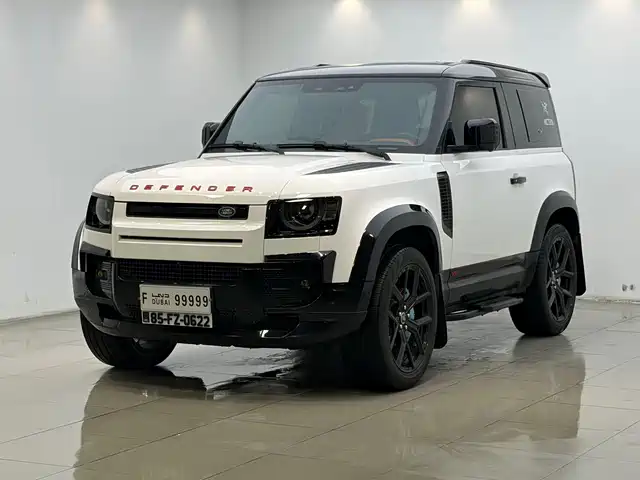 Land Rover Defender 90 2.0T P300 SE