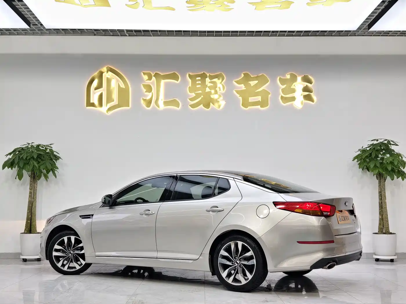 Kia K5 2014 2.0L Automatic LUXURY фото 9