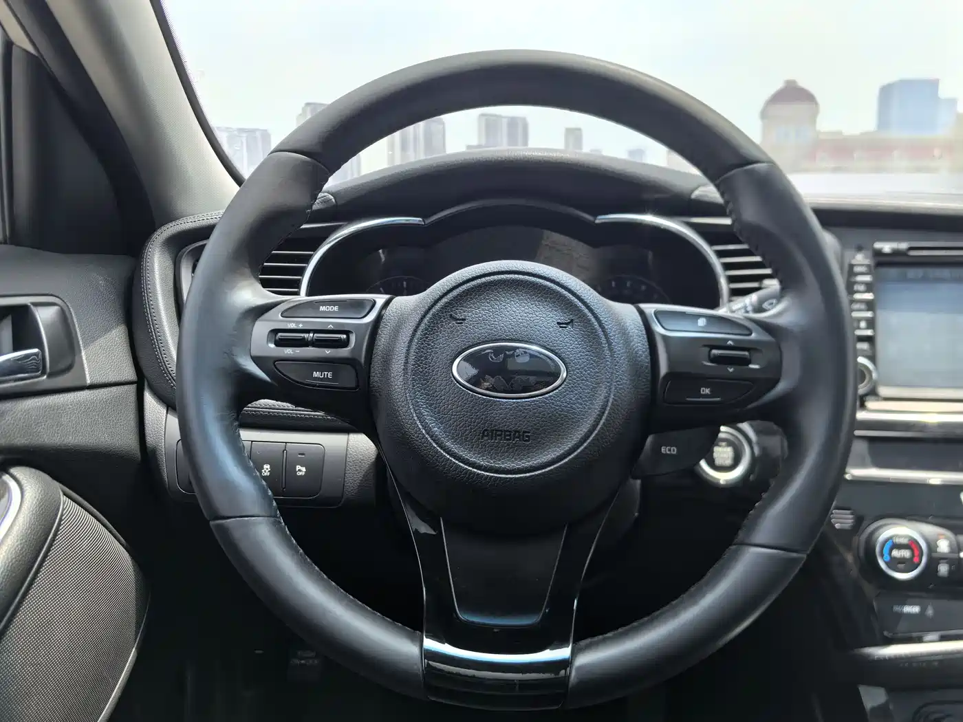 Kia K5 2014 2.0L Automatic LUXURY фото 48