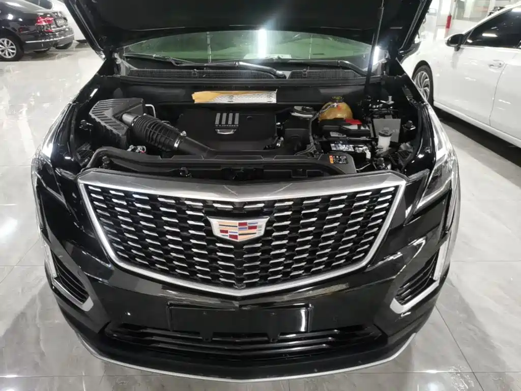 Фото 15 - Cadillac XT5