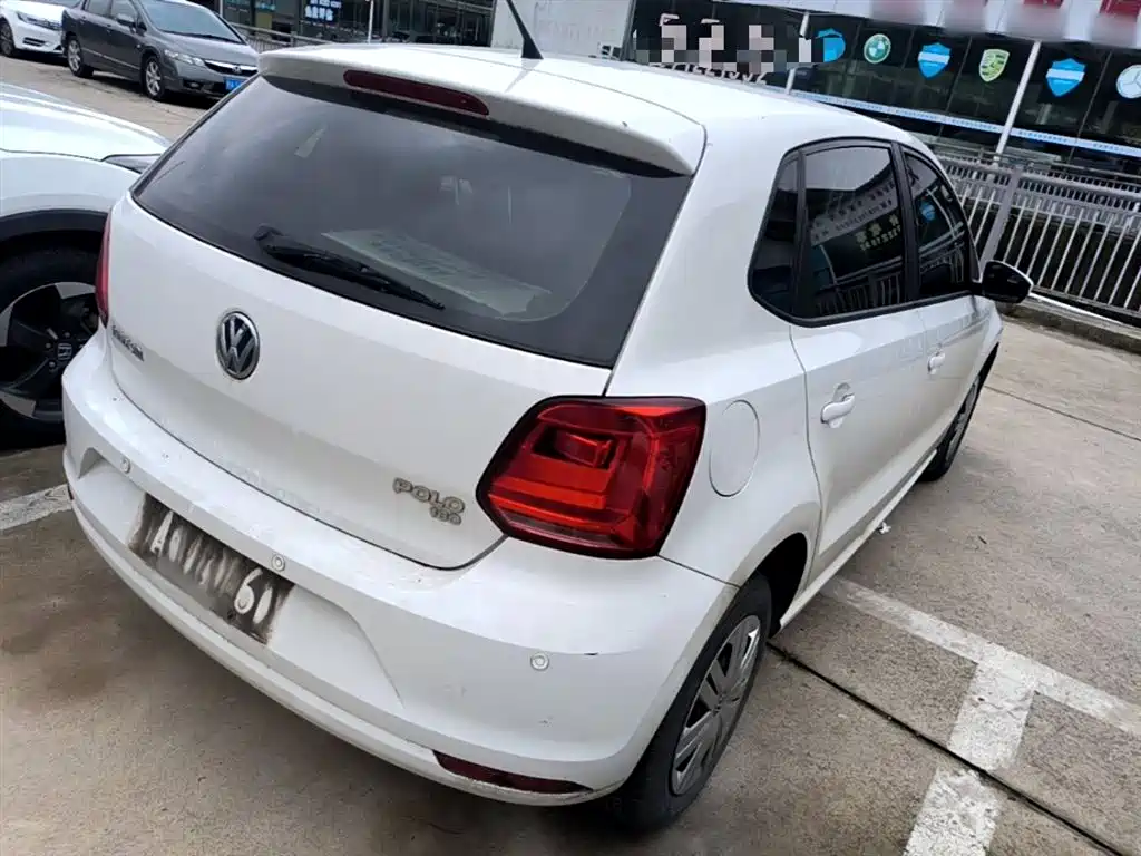 Volkswagen Polo 2018 1.5L Auto Safe Drive фото 7