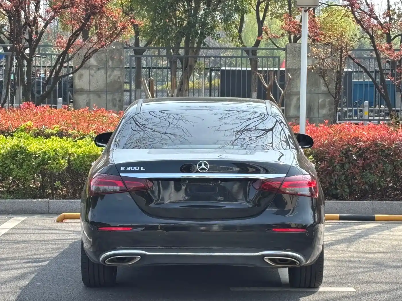  E CLASS