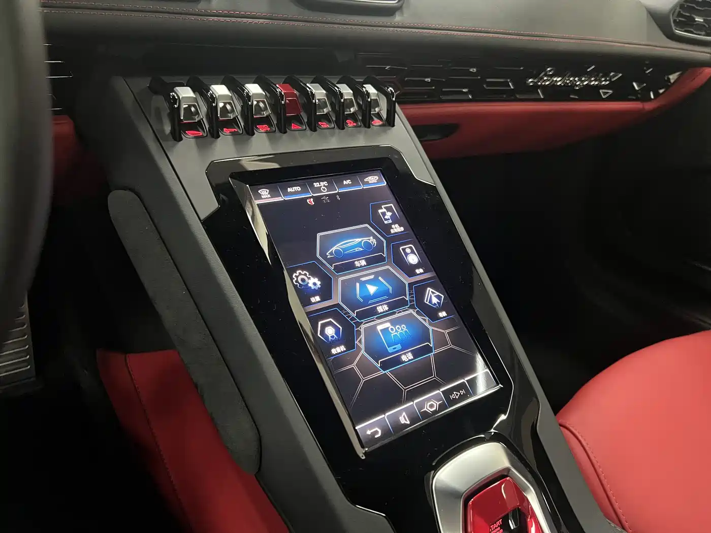 LAMBORGHINI HURACÁN