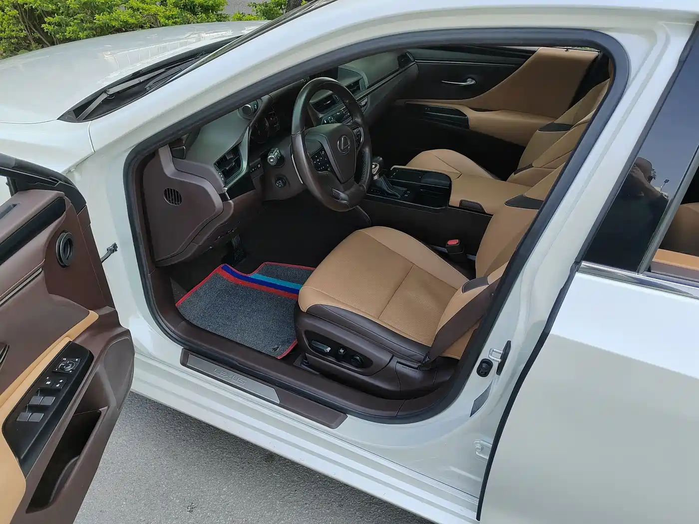 Lexus ES 2020 200 Excellence фото 7