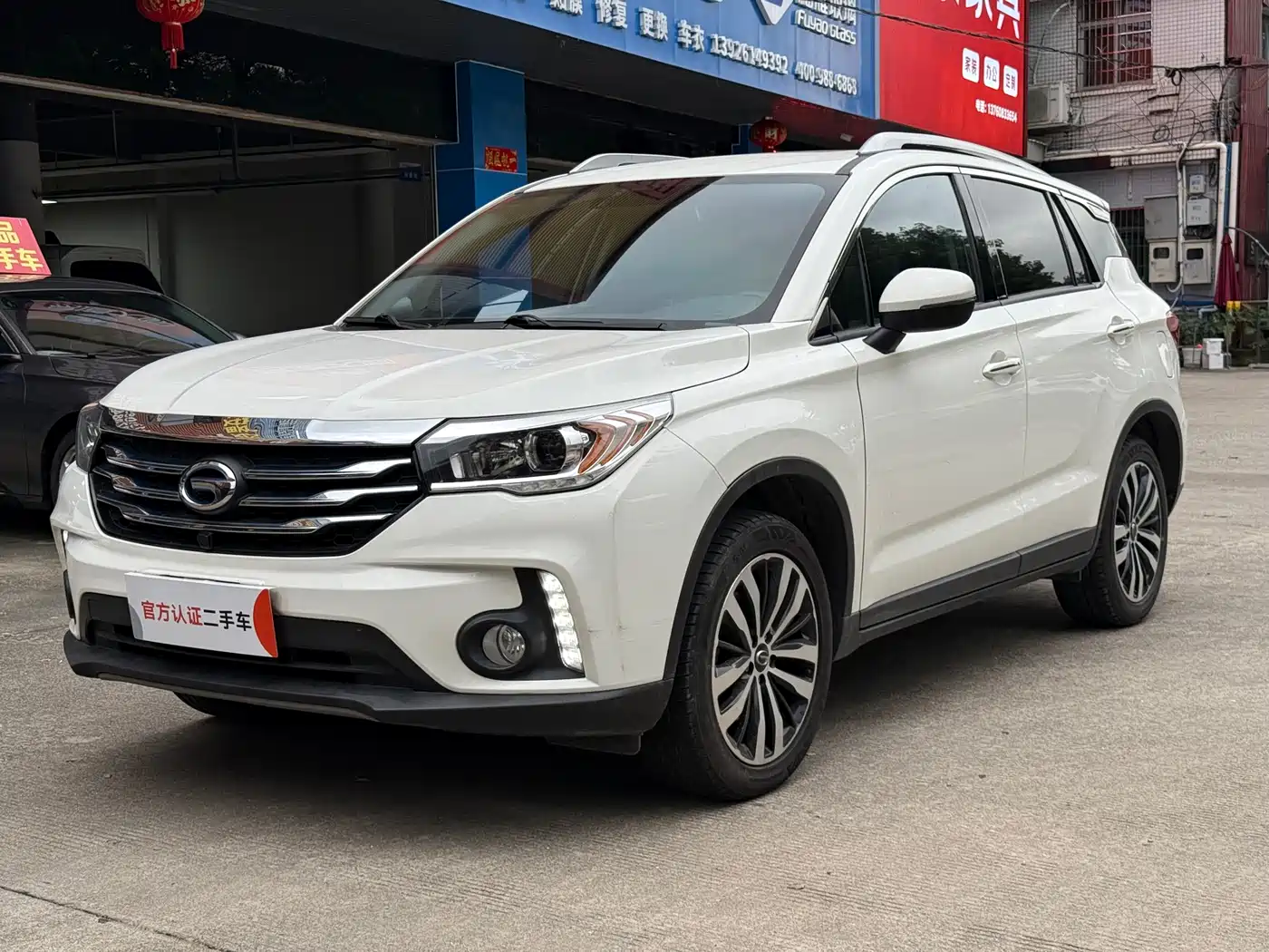 GAC Trumpchi Trumpchi GS4 New Energy 2017 1.5L PHEV Premium Edition