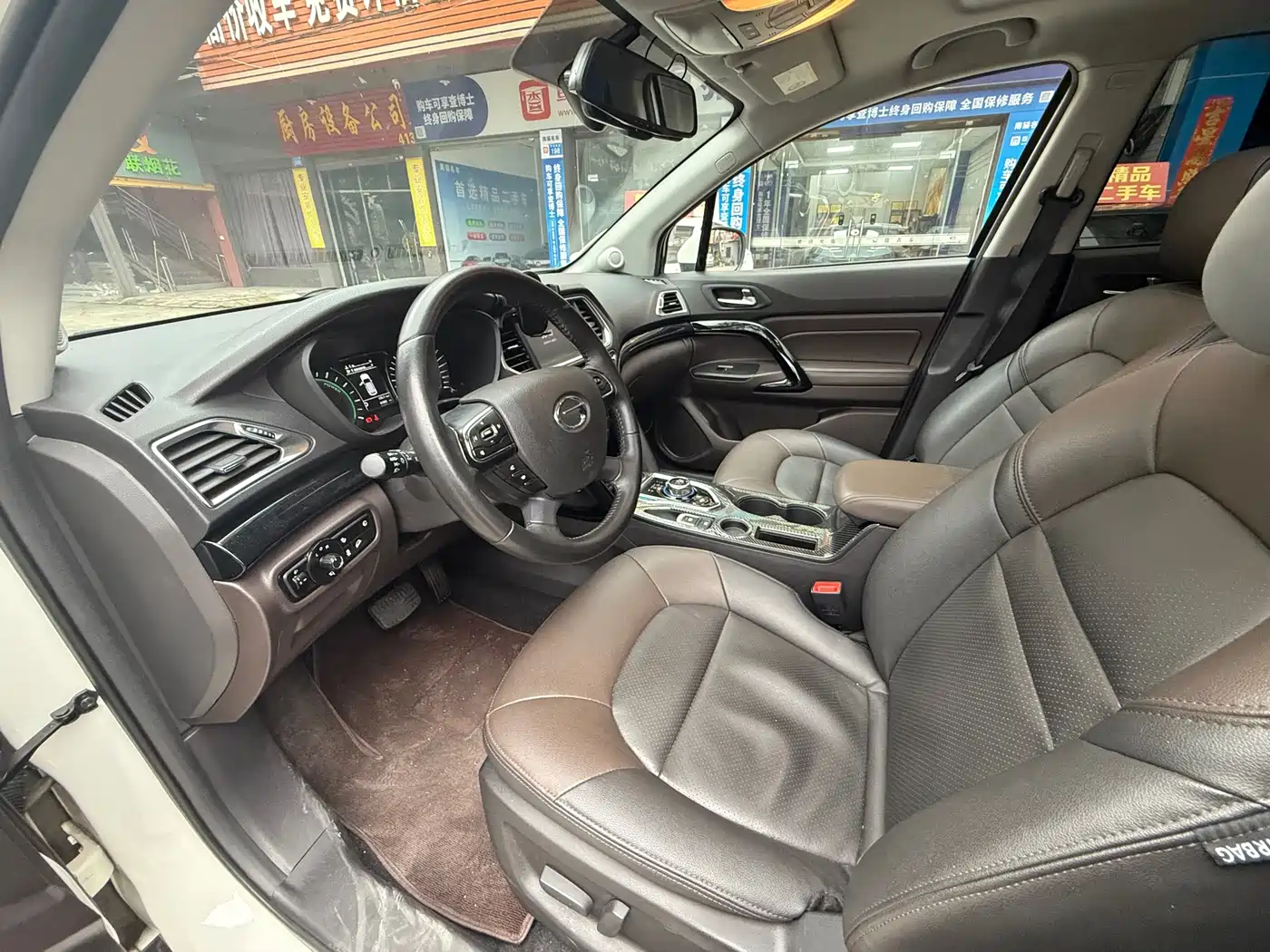GAC Trumpchi Trumpchi GS4 New Energy 2017 1.5L PHEV Premium Edition фото 7