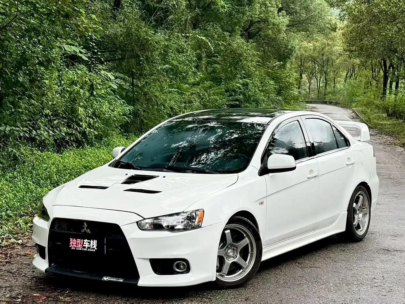 Mitsubishi Lancer EX 2014 2014 Racing Edition 1.8L Manual Comfort