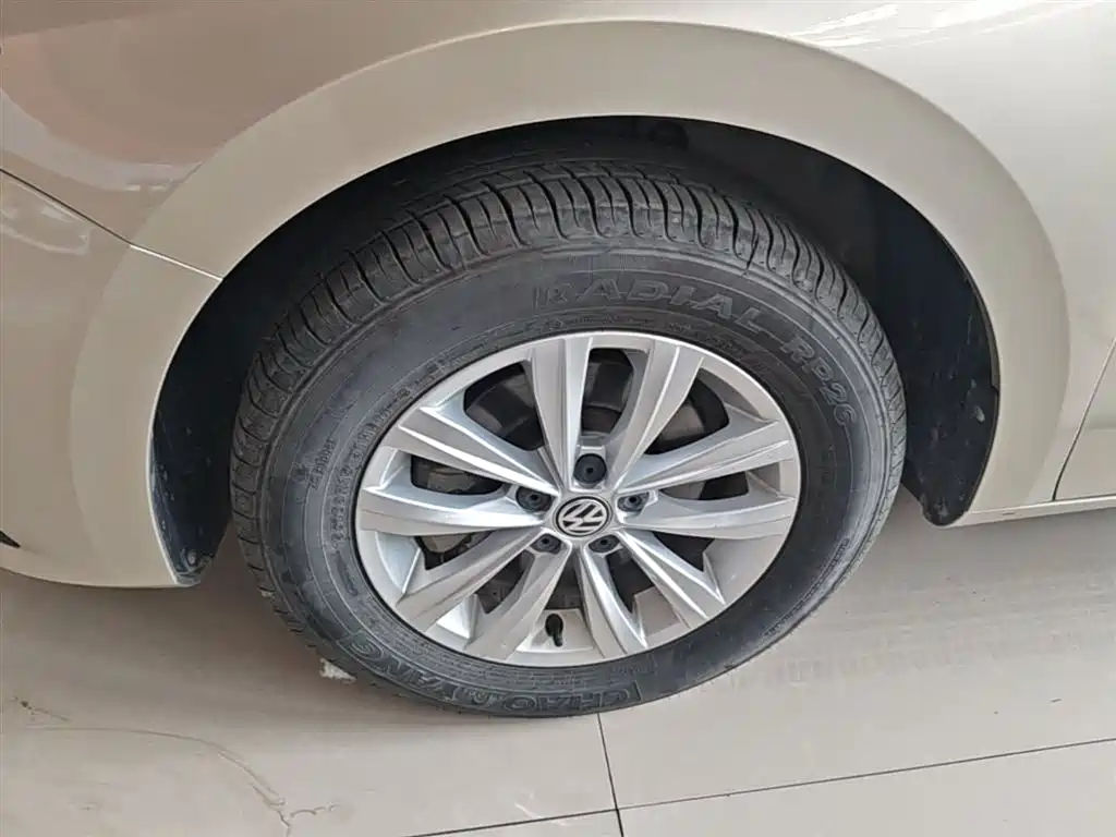 Volkswagen Bora 2018 1.5L Automatic Fashion фото 23