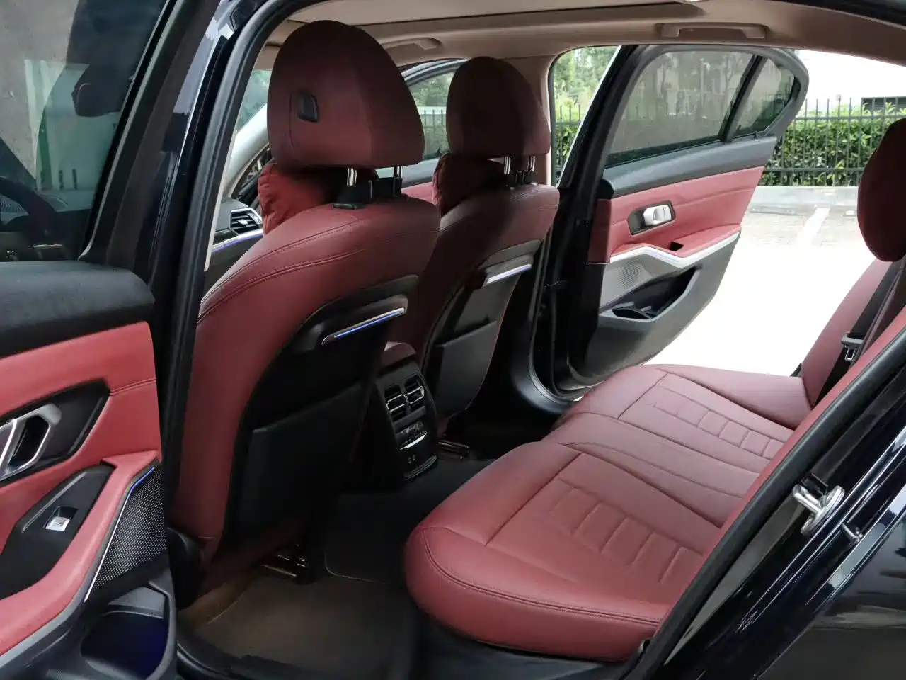 صورة 7 - BMW 3 Series