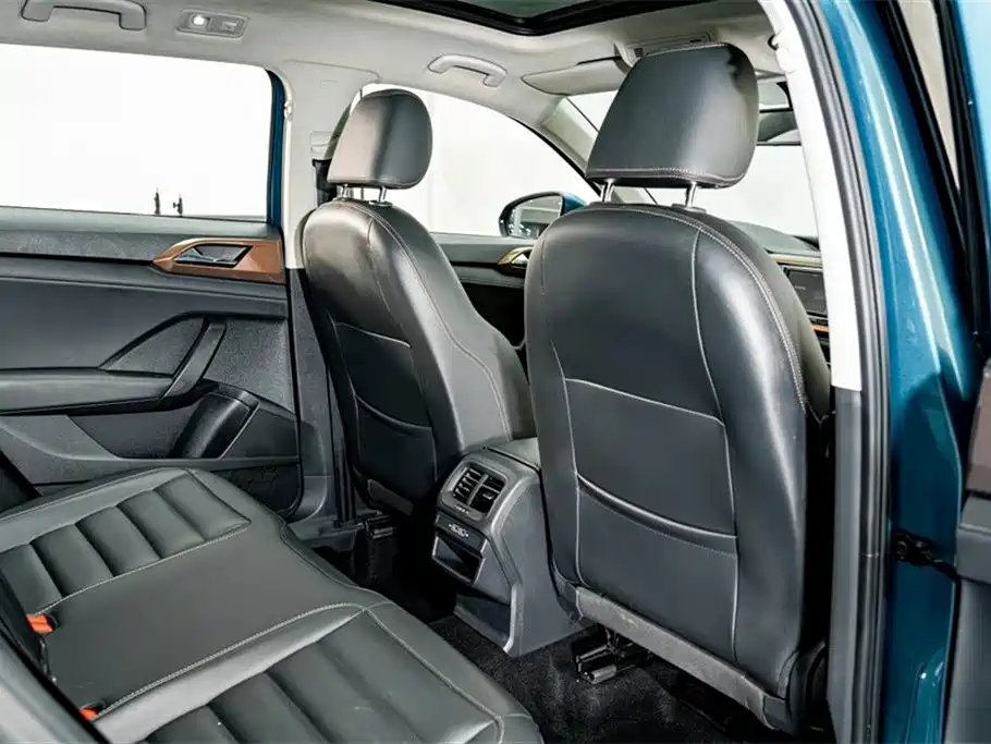 Volkswagen Tharu 2020 280TSI 2WD Comfort Edition China VI фото 21