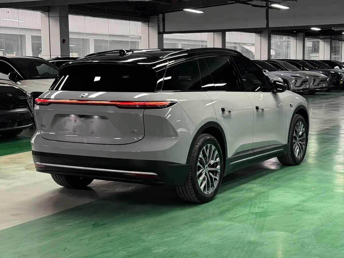NIO NIO ES6