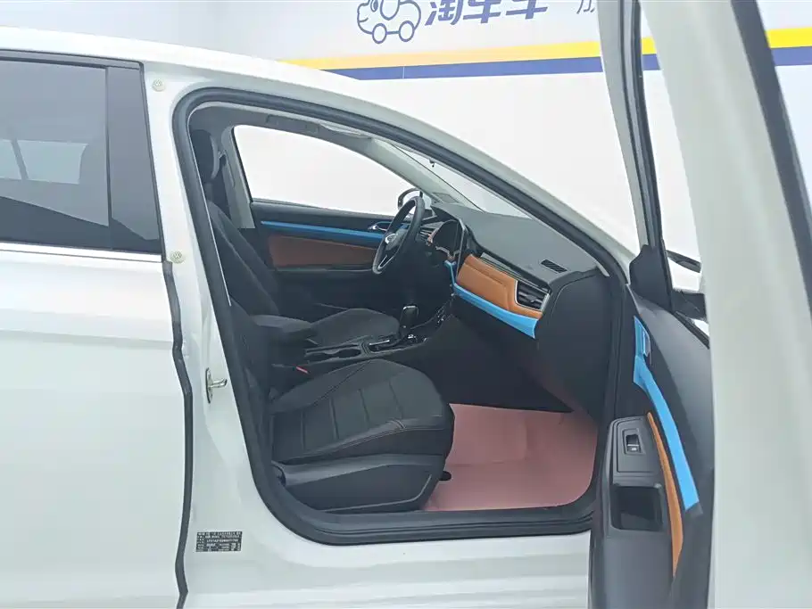 Volkswagen Bora 2023 200TSI DSG Smart Edition фото 8