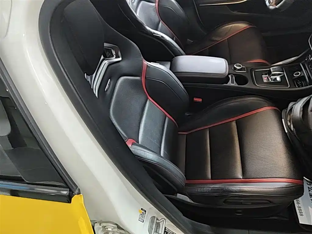 Mercedes-Benz A-Class AMG (Import) 2014 AMG A 45 4MATIC фото 25