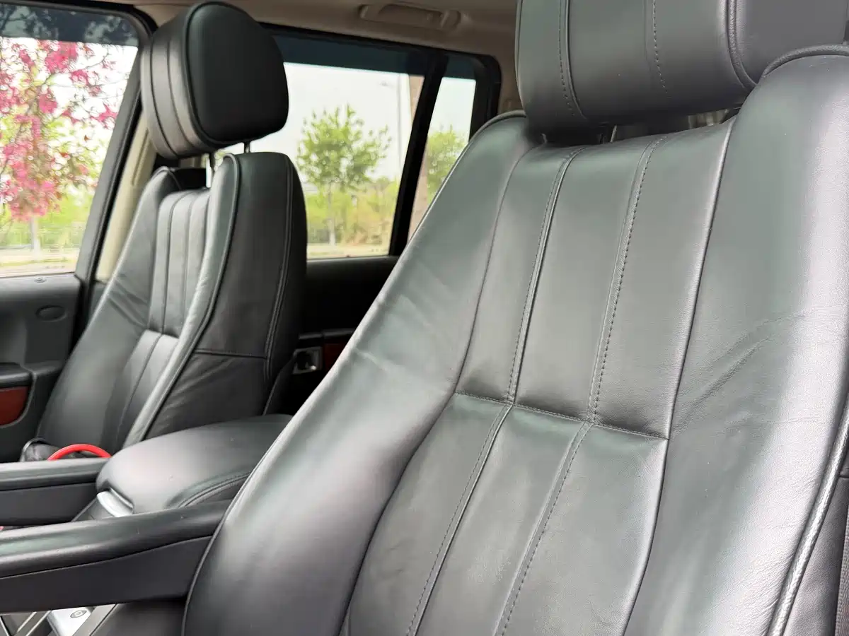 Land Rover Range Rover 2011 3.6 TDV8 фото 8