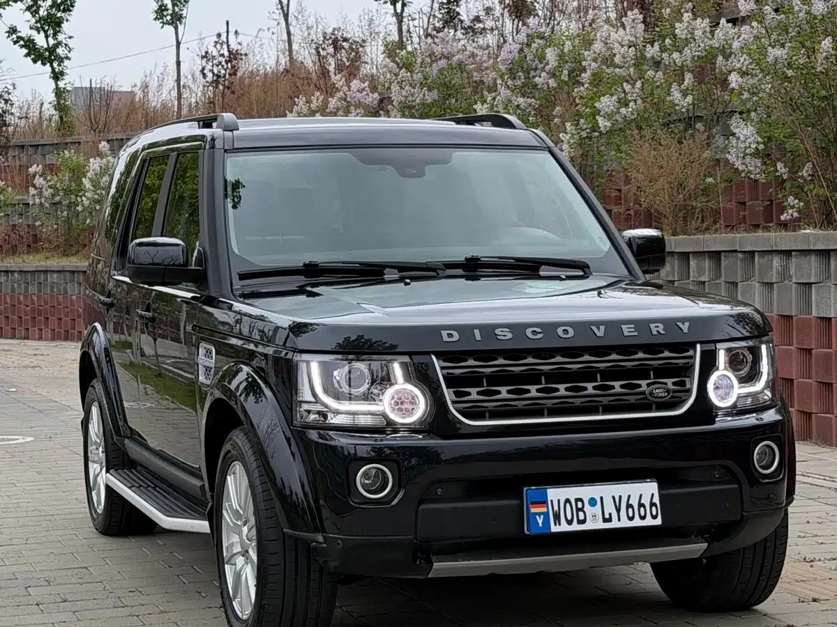 Land Rover Discovery 2012 5.0 V8 HSE фото 3
