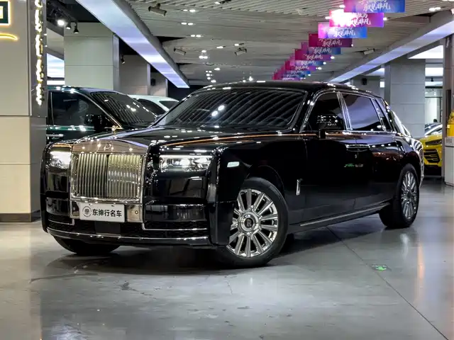 rolls-royce phantom