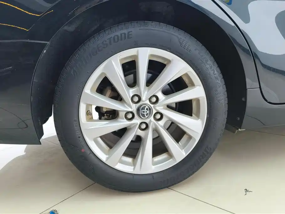 Toyota Camry 2021 2.0G Luxury Edition фото 6