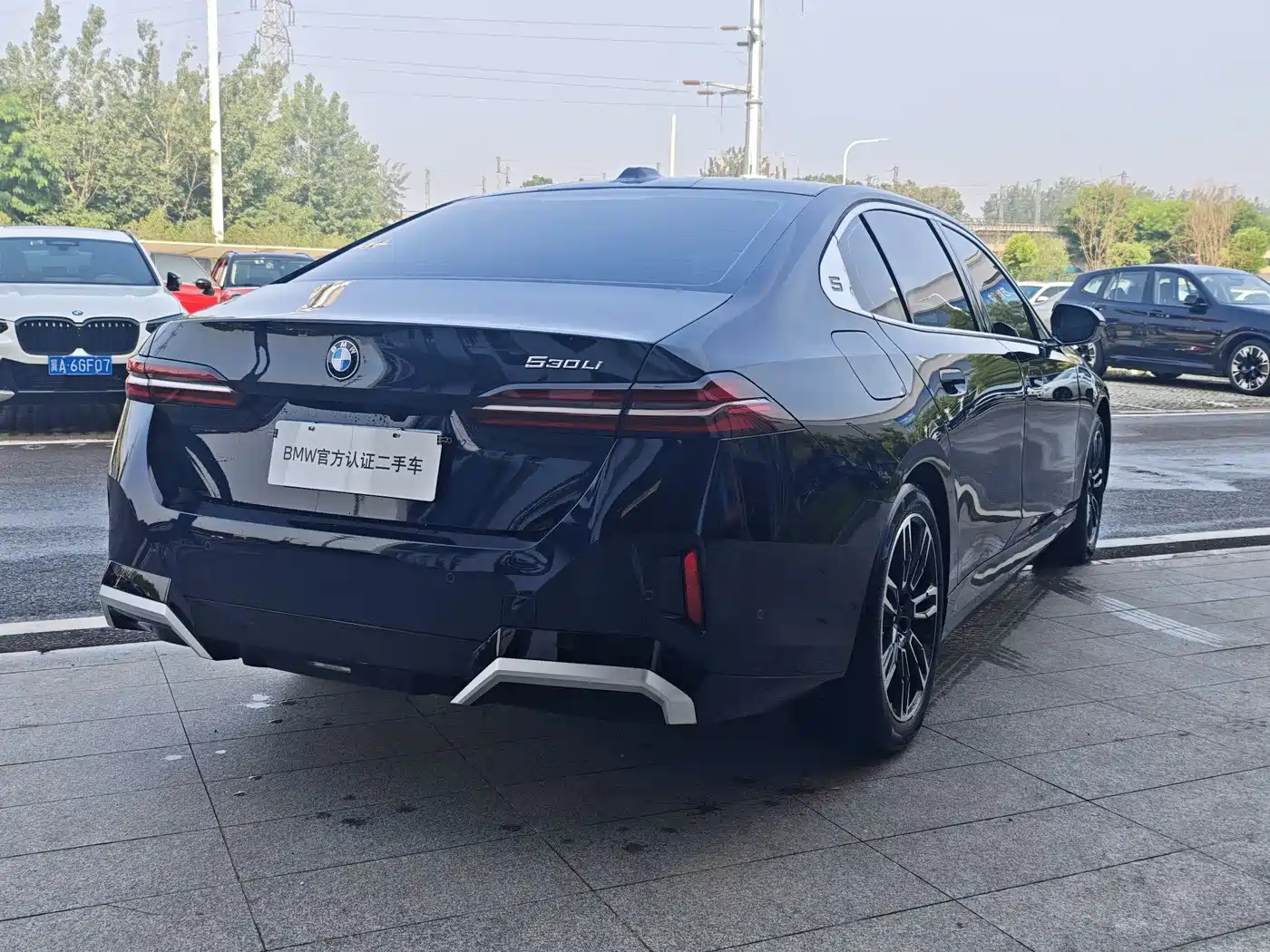 BMW 5 Series 2024 530Li Leading M Sport Package фото 6