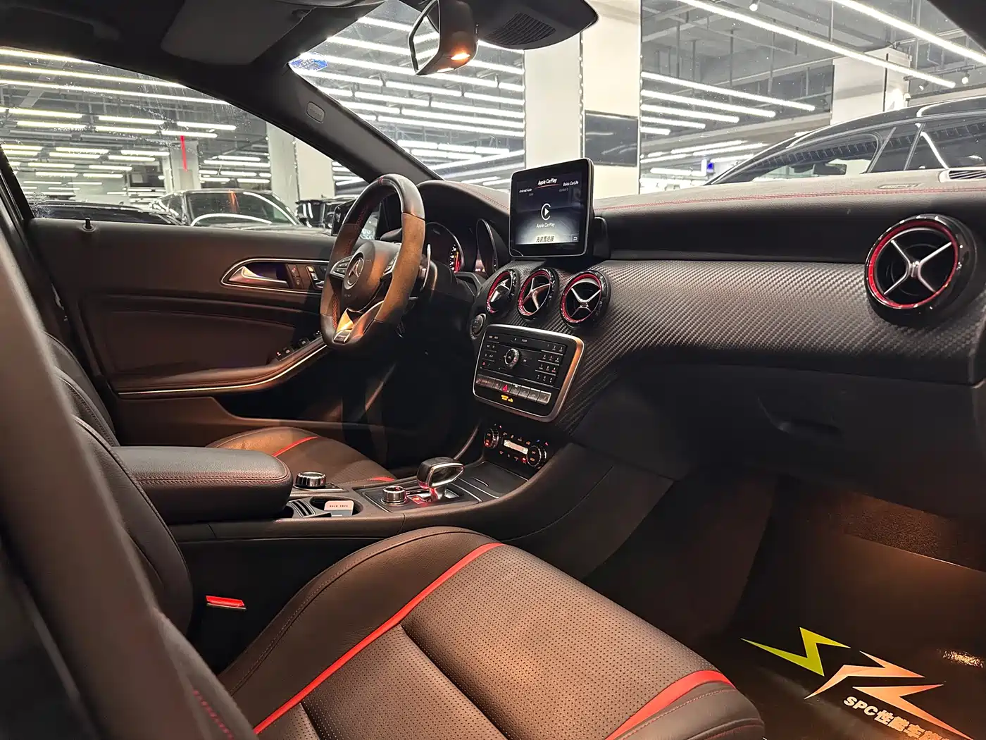 Mercedes-Benz A-Class AMG (Import) 2017 Facelift AMG A 45 4MATIC фото 11