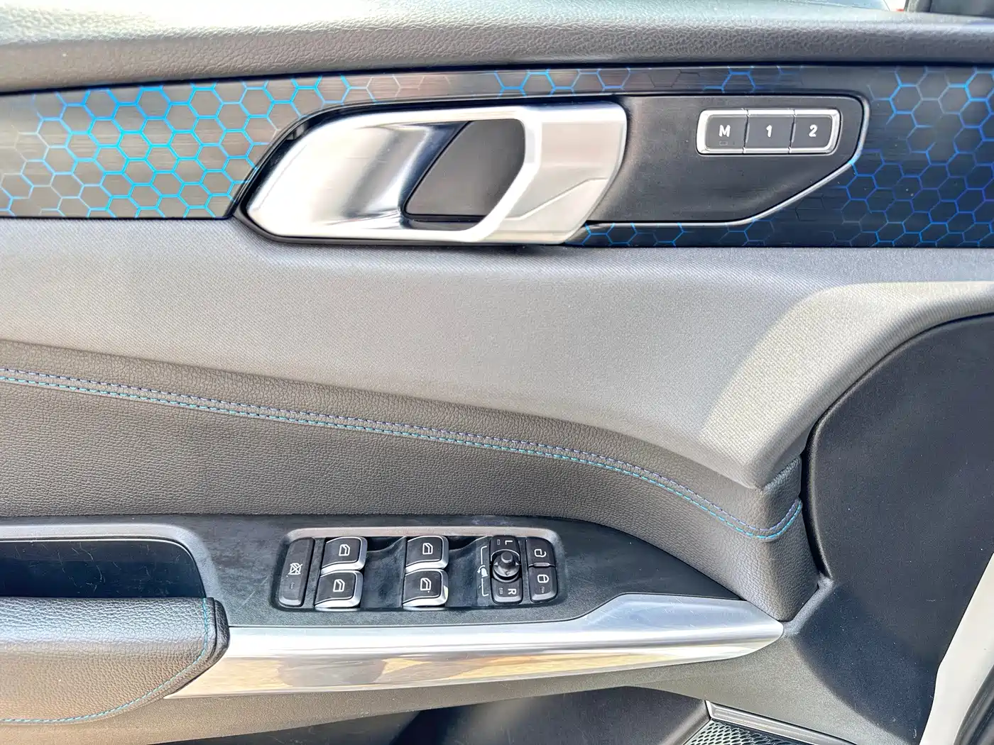 Lynk & Co 01 EM-P 2018 2018 1.5T PHEV Jin Pro China V