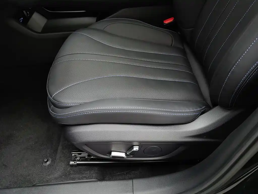 Фото 20 - Geely Preface