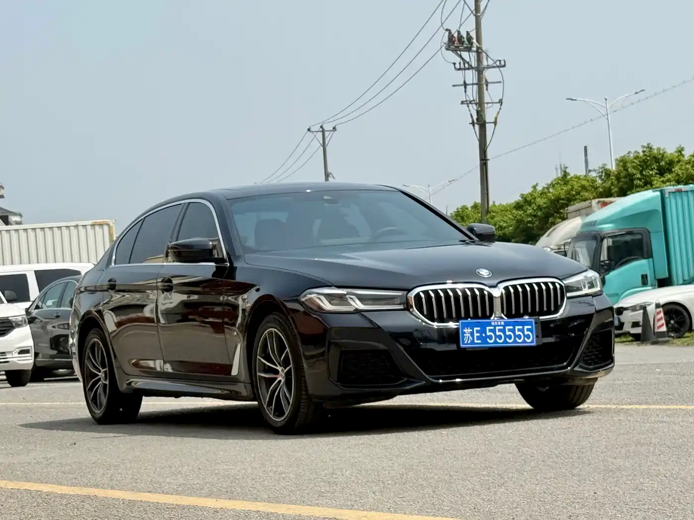 BMW 5 Series 2022 525Li M Sport Package фото 9