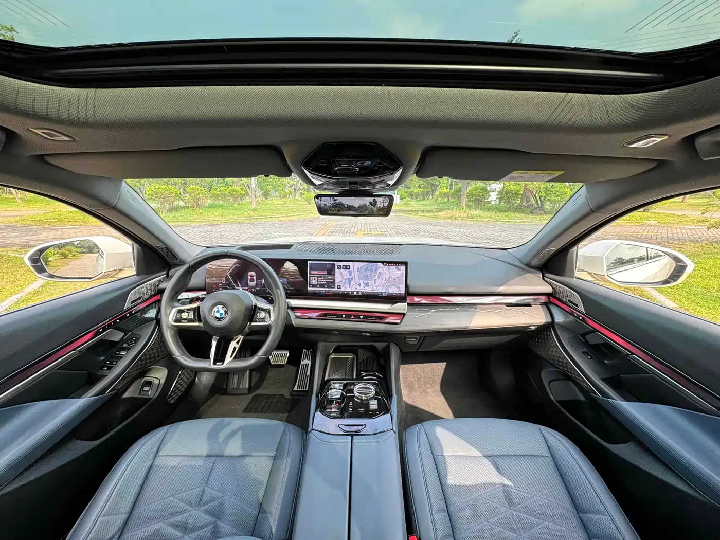 BMW 5 Series 2024 530Li Premium M Sport Package фото 5
