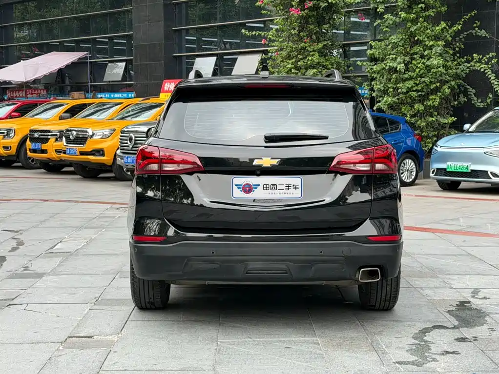 صورة 5 - Chevrolet Equinox