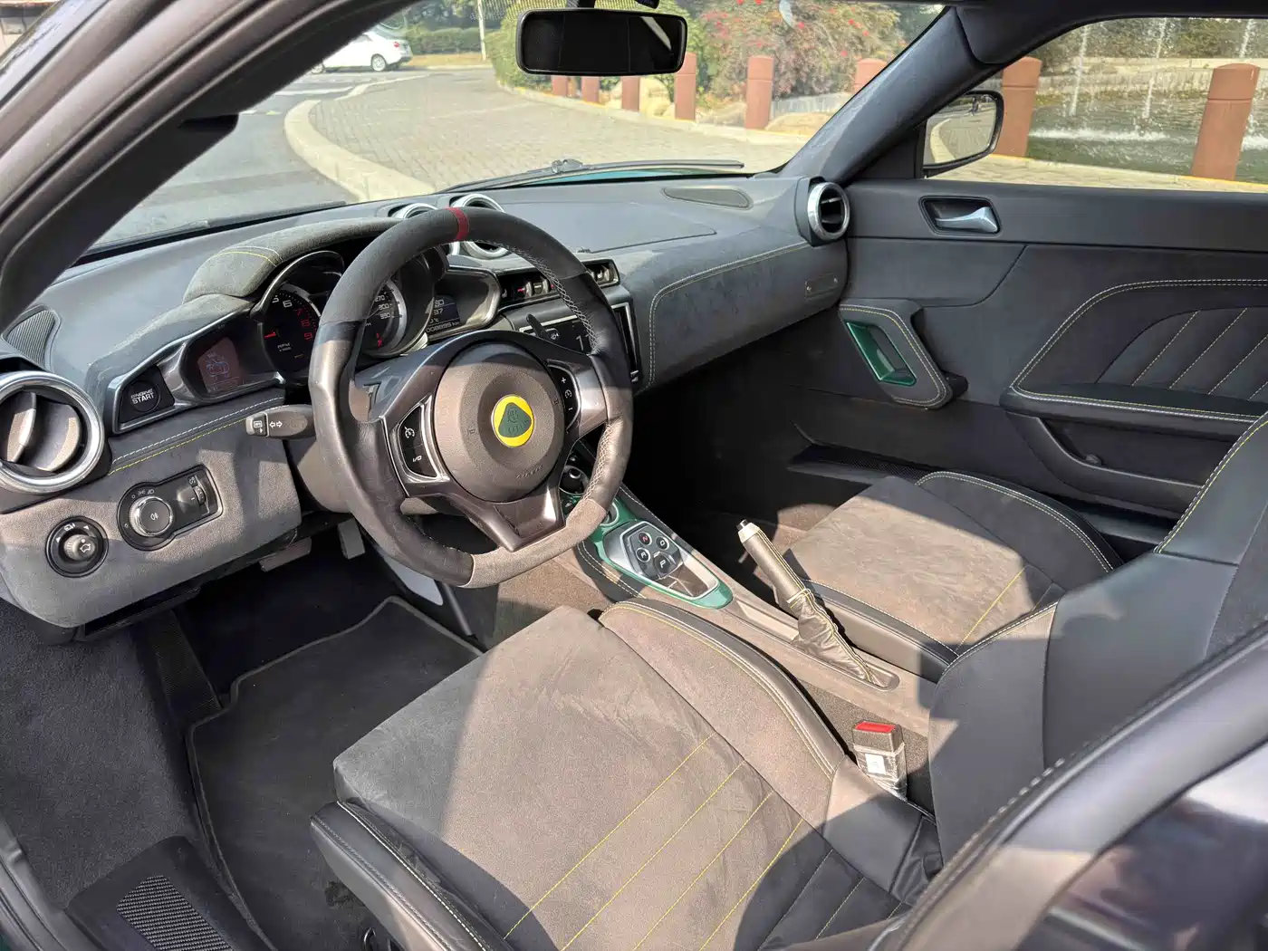 LOTUS SPORTS CAR EVORA