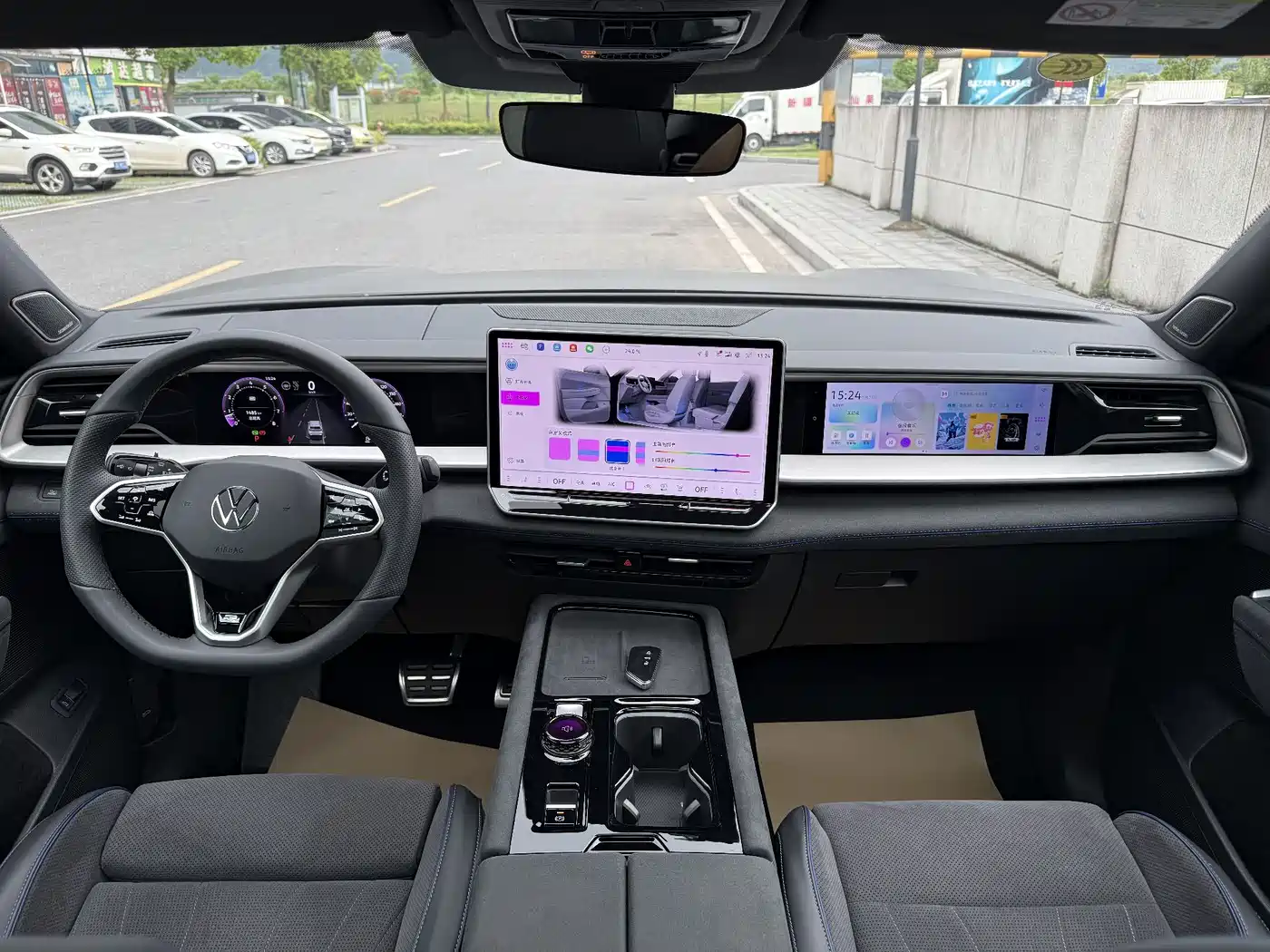 Volkswagen Teramont 2025 Teramont Pro 450TSI 4WD Summit Edition фото 9