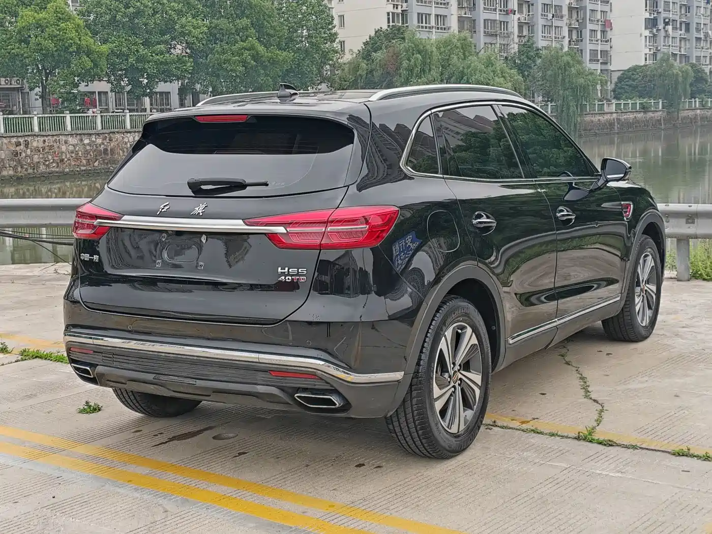 Hongqi HS5 2019 2.0T Smart Connect Enjoy Edition фото 3