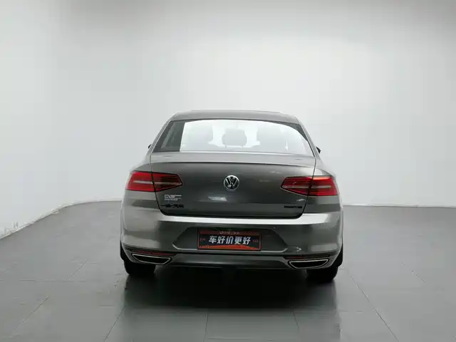 Volkswagen Magotan 2019 330TSI DSG Leading China V — фото 4