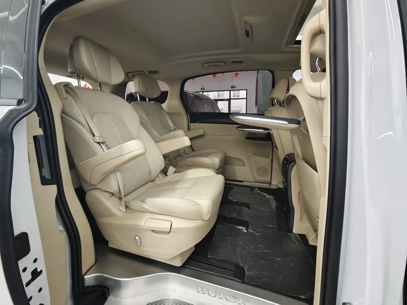 Buick GL8 2023 ES Landmaster Exclusive фото 17