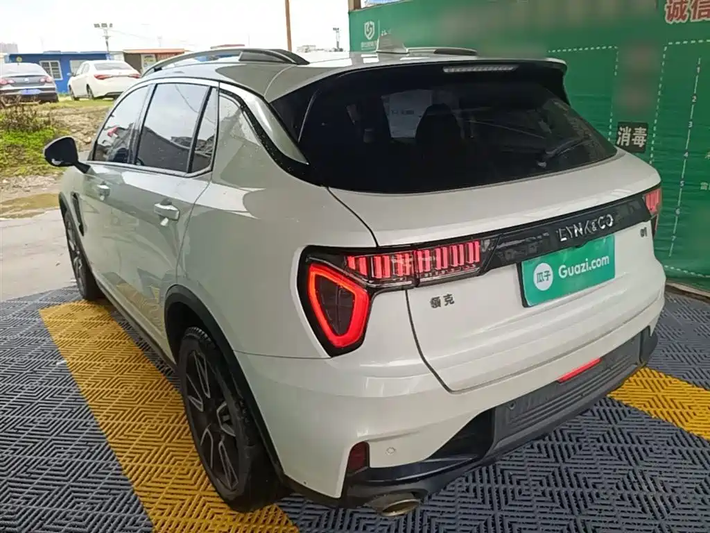 Lynk & Co 01 2021 2.0TD 2WD Pro фото 5