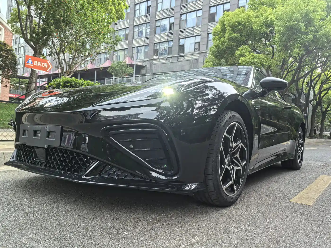 Nezha Auto Nezha GT 2023 Model 560 Lite