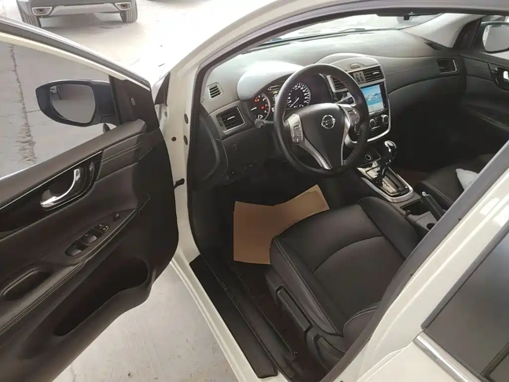 Nissan Tiida, миниатюра 15