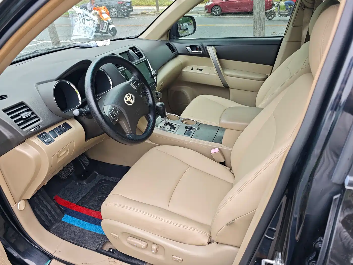 Toyota Highlander 2009 2.7L 2WD 7-seater Luxury Edition фото 18