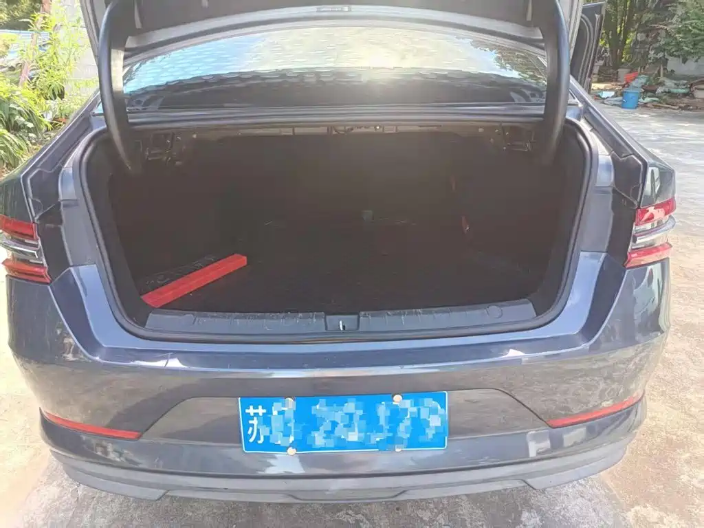 BYD Qin Pro 2019 2018 1.5TI Automatic Smart Connected Dynamic Edition
