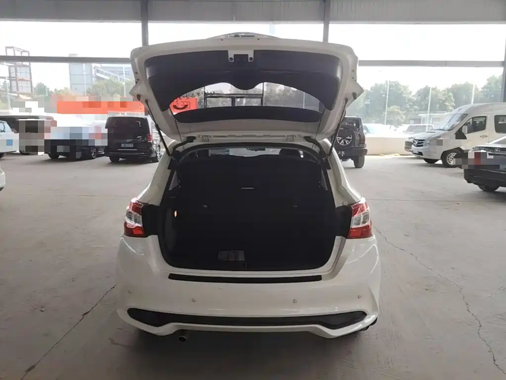 Nissan Tiida, миниатюра 19
