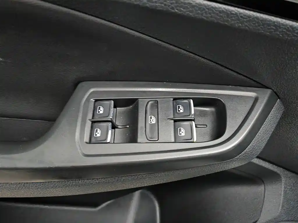 Volkswagen C-TREK 2018 1.5L Automatic Comfort фото 9