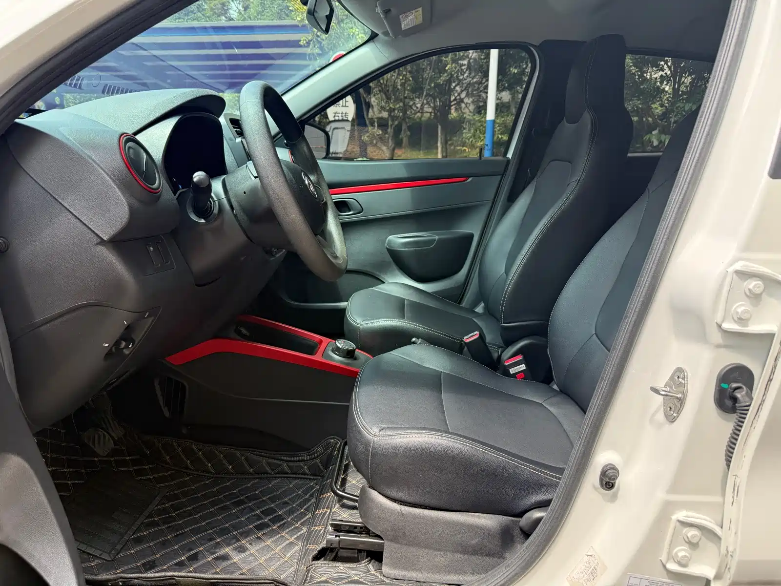 صورة 5 - Dongfeng Yipai Dongfeng Nano EX1