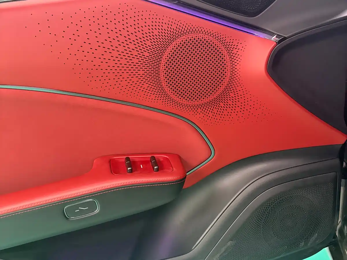 ZEEKR EXTREME KRYPTON 007GT