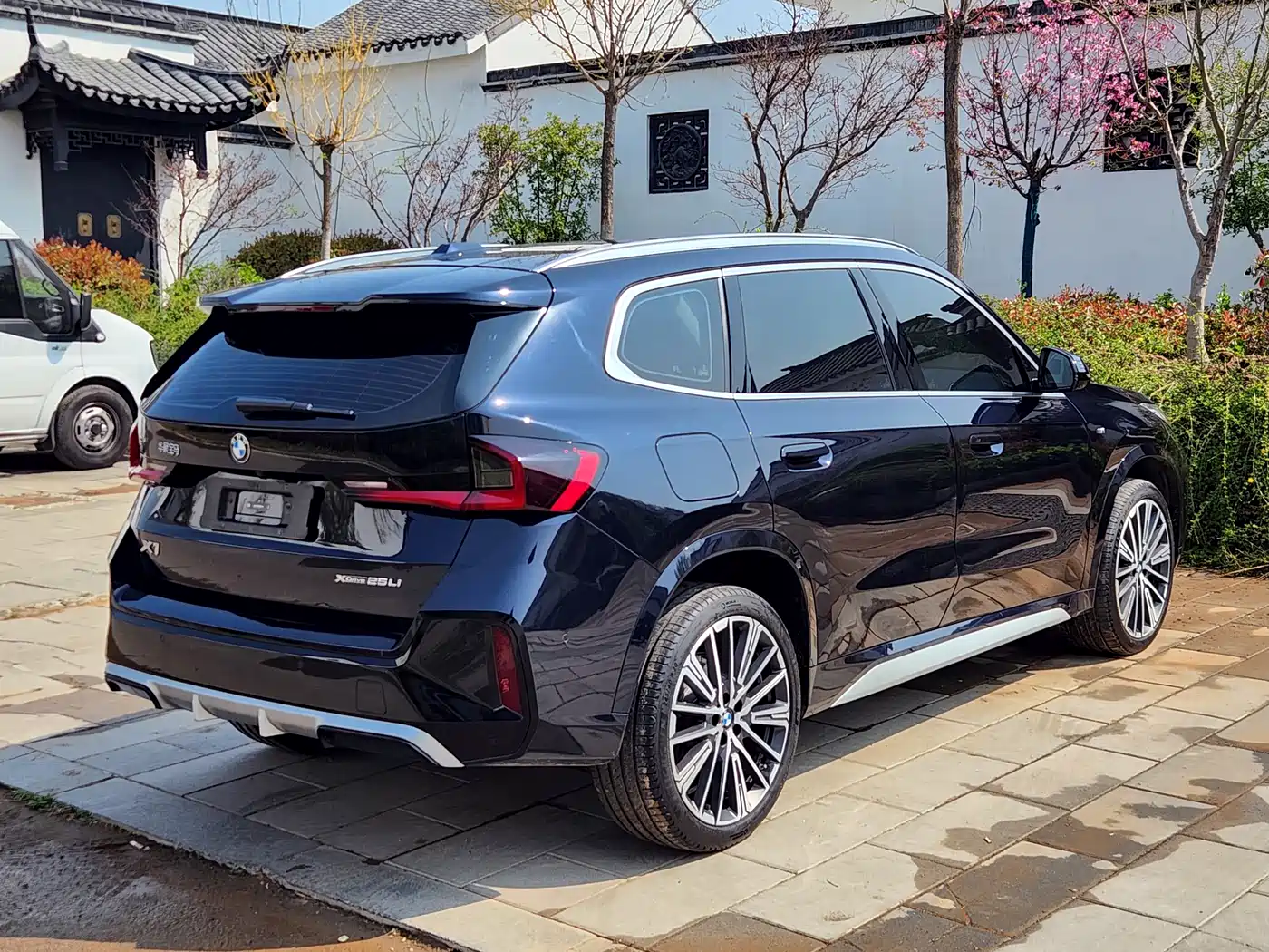 BMW X1 2025 sDrive25Li M Sport Package фото 6