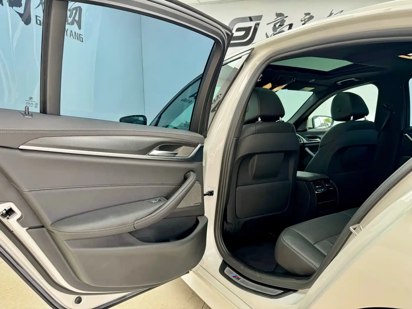Фото 10 - BMW 5 Series (Import)