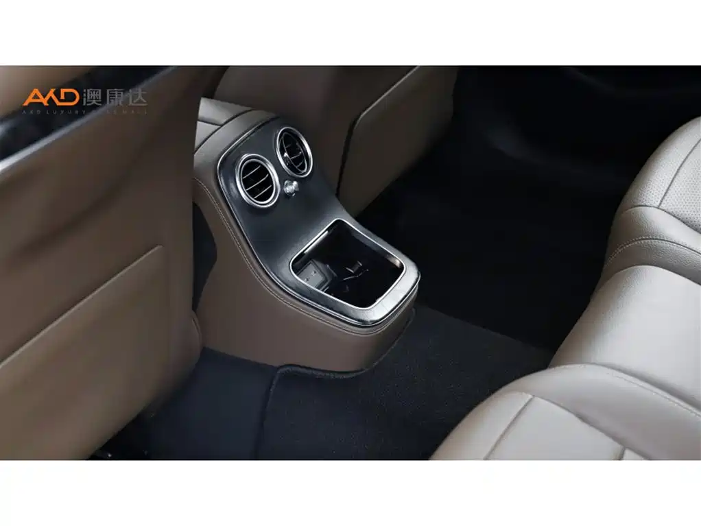 Mercedes-Benz E-Class New Energy 2022 E 350 e L Plug-in Hybrid Sports Sedan фото 9